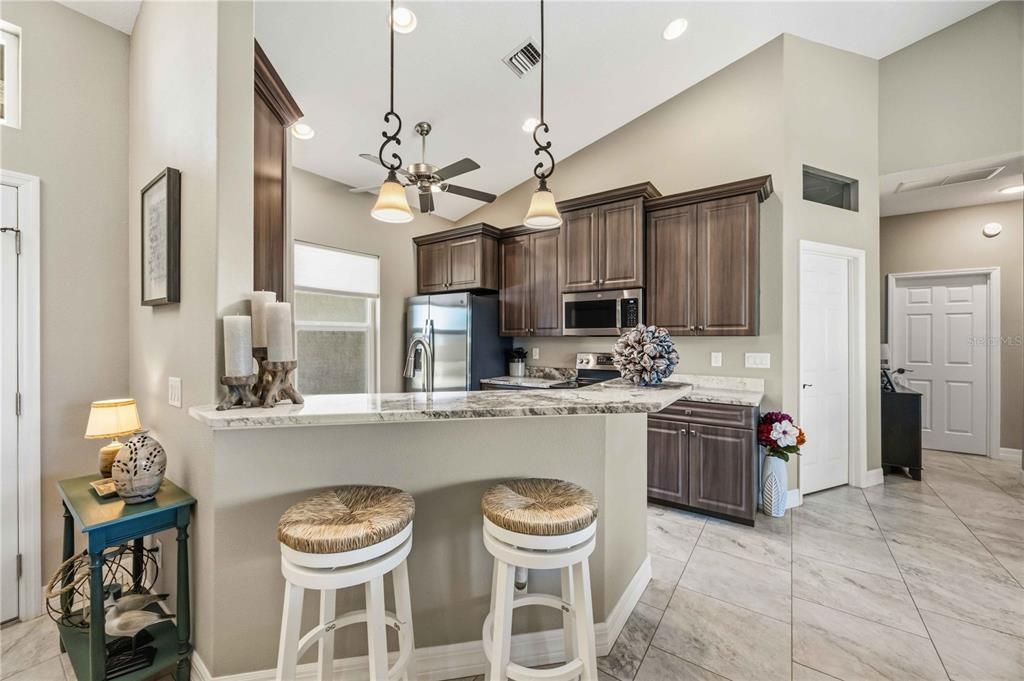Active With Contract: $534,900 (3 beds, 2 baths, 1468 Square Feet)