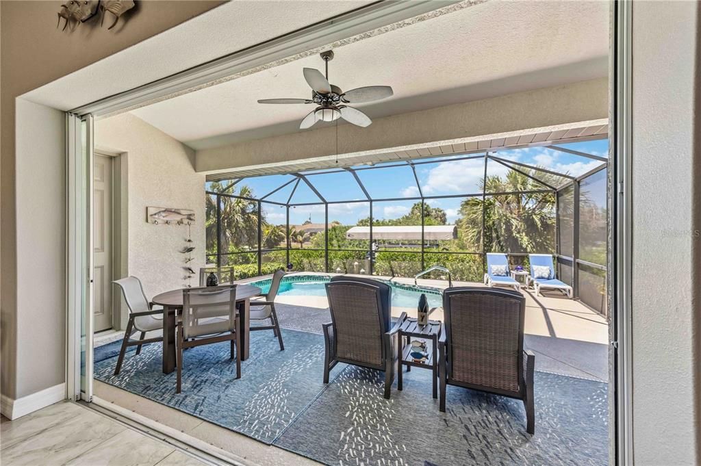 Active With Contract: $534,900 (3 beds, 2 baths, 1468 Square Feet)