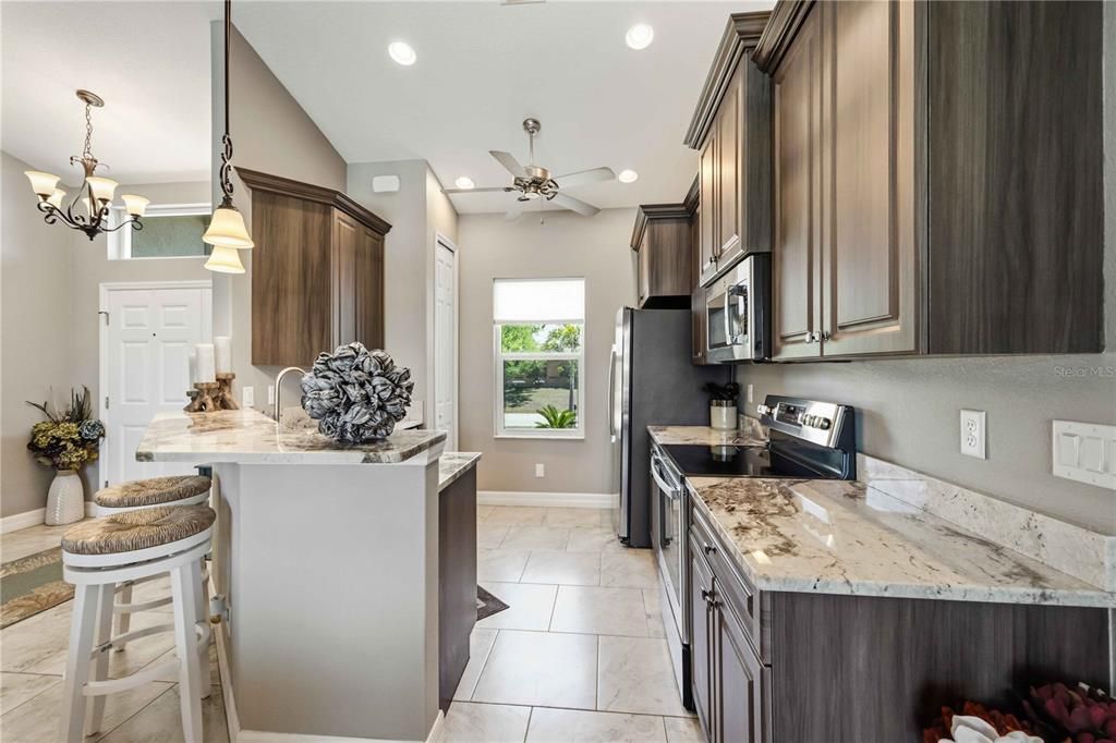 Active With Contract: $534,900 (3 beds, 2 baths, 1468 Square Feet)