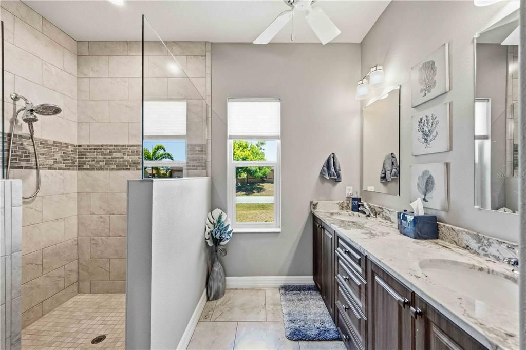 Active With Contract: $534,900 (3 beds, 2 baths, 1468 Square Feet)