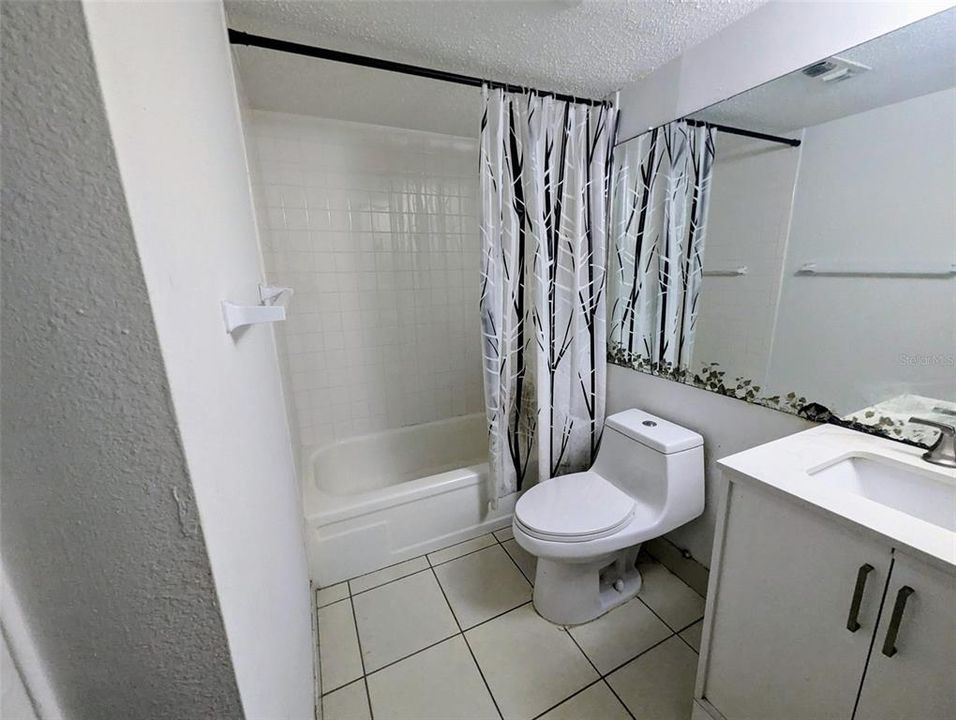 На продажу: $65,000 (1 спален, 1 ванн, 840 Квадратных фут)
