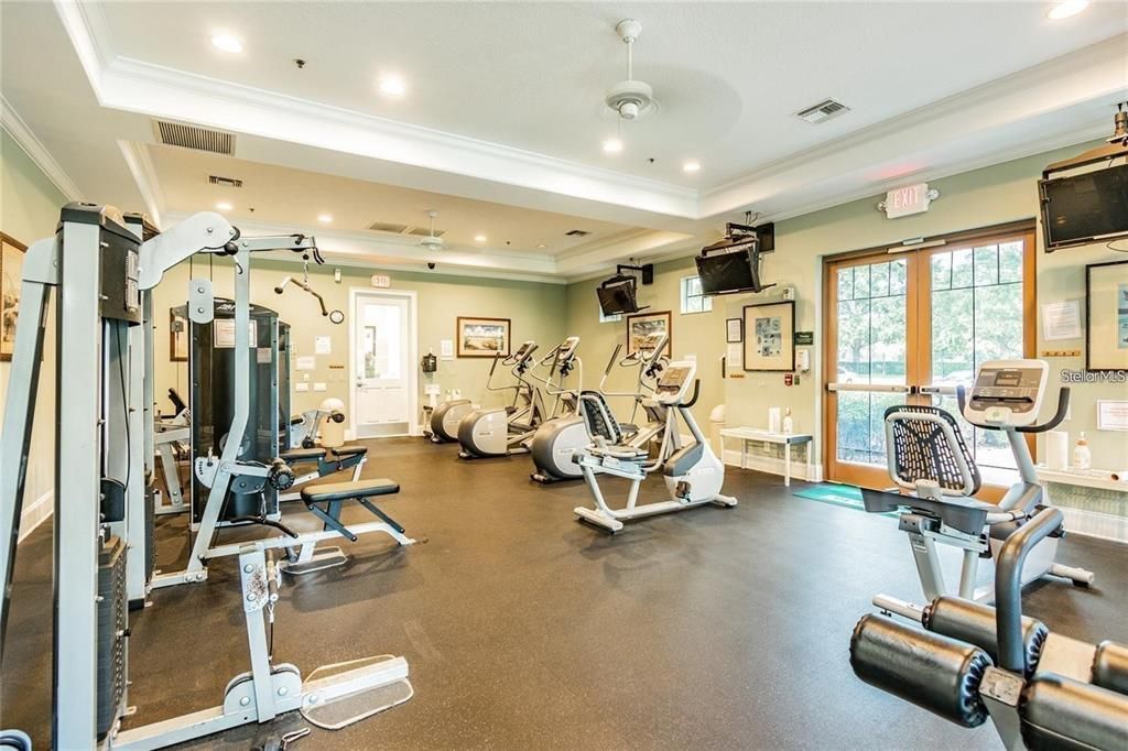 For Sale: $470,000 (5 beds, 3 baths, 2635 Square Feet)