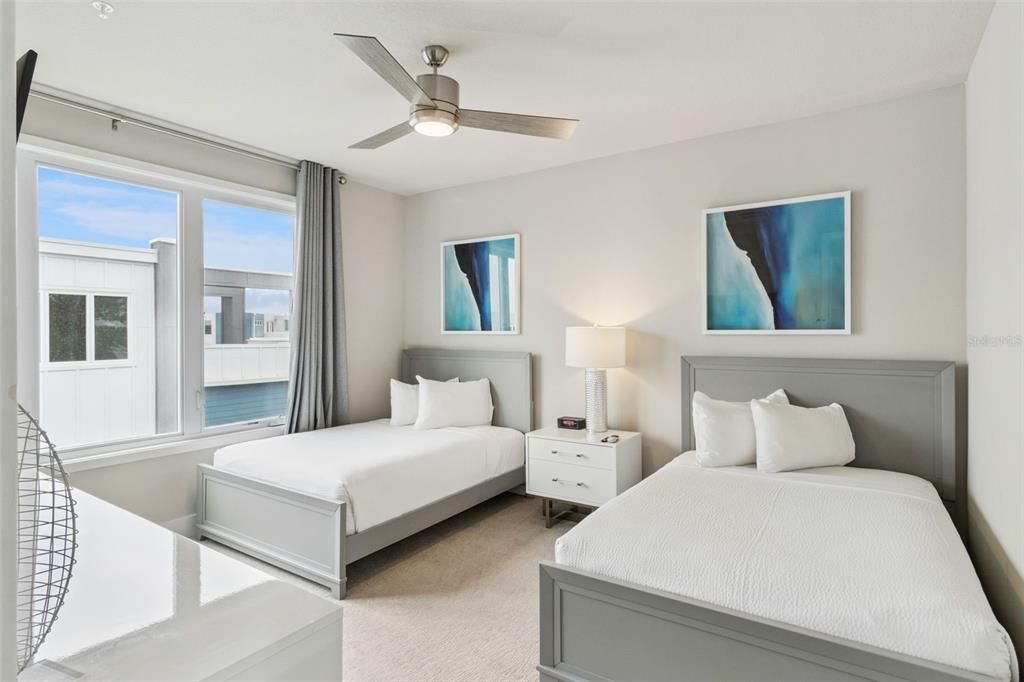 For Sale: $404,500 (5 beds, 4 baths, 2630 Square Feet)
