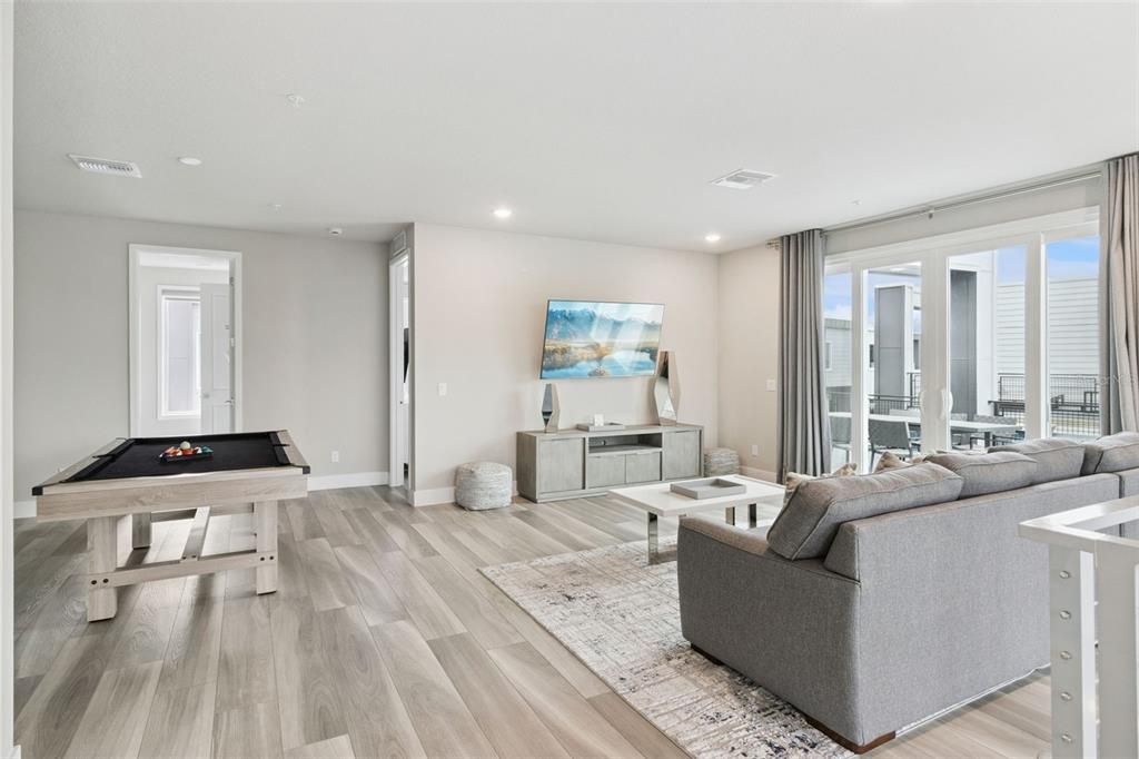 For Sale: $404,500 (5 beds, 4 baths, 2630 Square Feet)