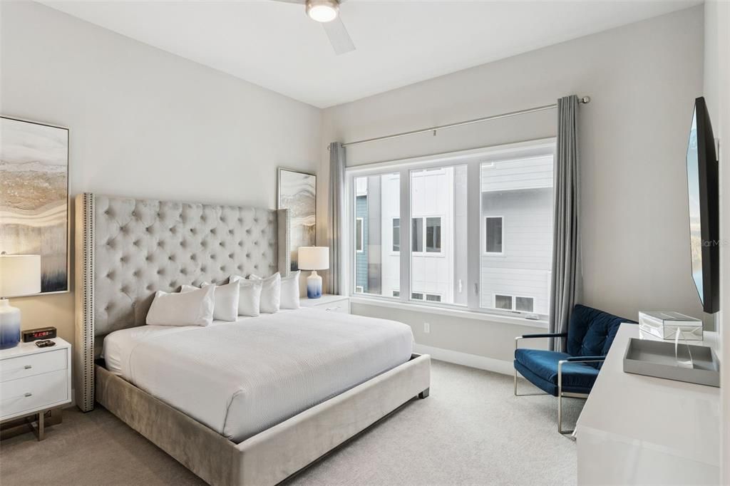 For Sale: $404,500 (5 beds, 4 baths, 2630 Square Feet)