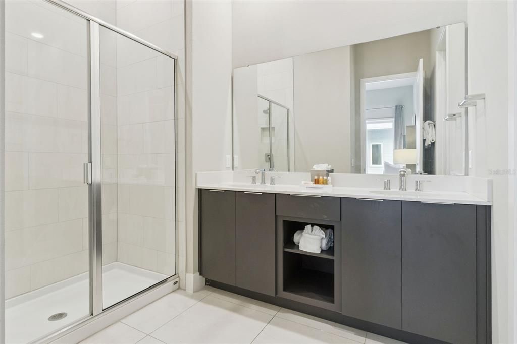For Sale: $404,500 (5 beds, 4 baths, 2630 Square Feet)