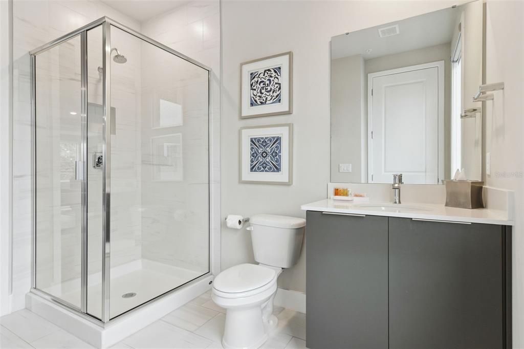For Sale: $404,500 (5 beds, 4 baths, 2630 Square Feet)