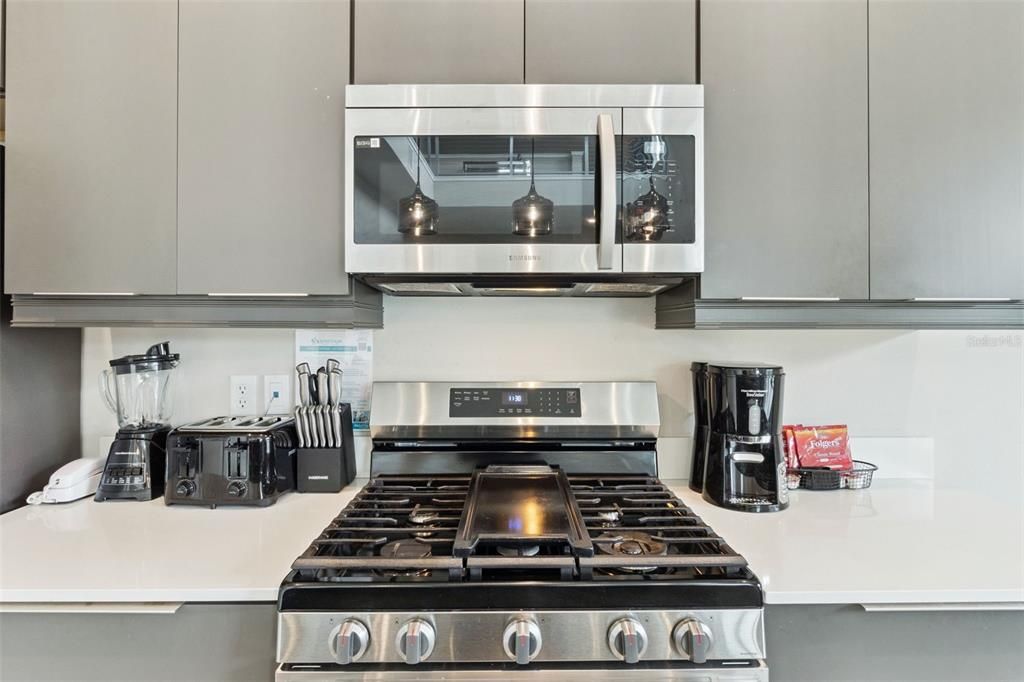 For Sale: $404,500 (5 beds, 4 baths, 2630 Square Feet)