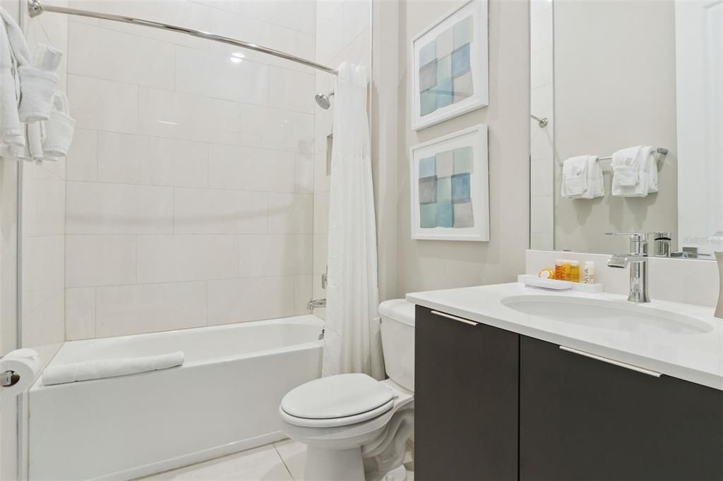 For Sale: $404,500 (5 beds, 4 baths, 2630 Square Feet)
