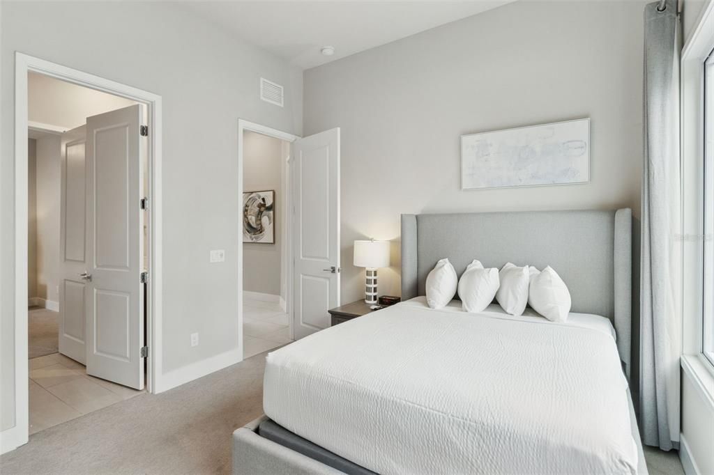 For Sale: $404,500 (5 beds, 4 baths, 2630 Square Feet)