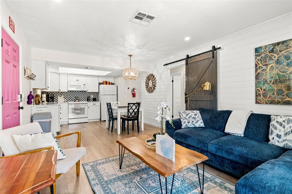 For Sale: $1,550,000 (4 beds, 0 baths, 1600 Square Feet)