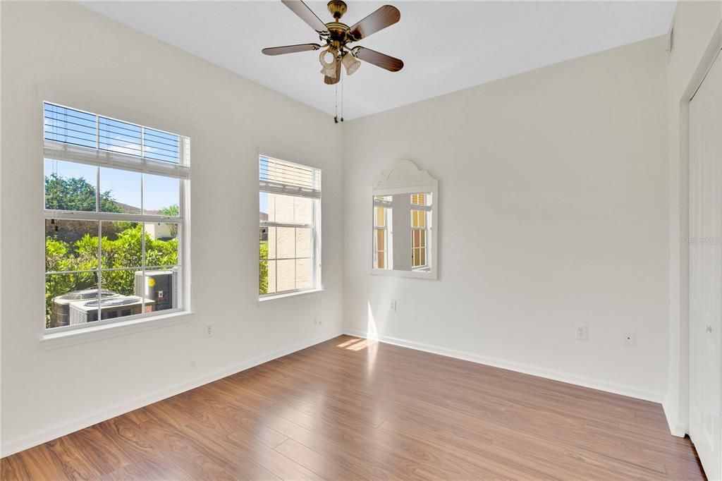 Active With Contract: $259,900 (3 beds, 2 baths, 1344 Square Feet)