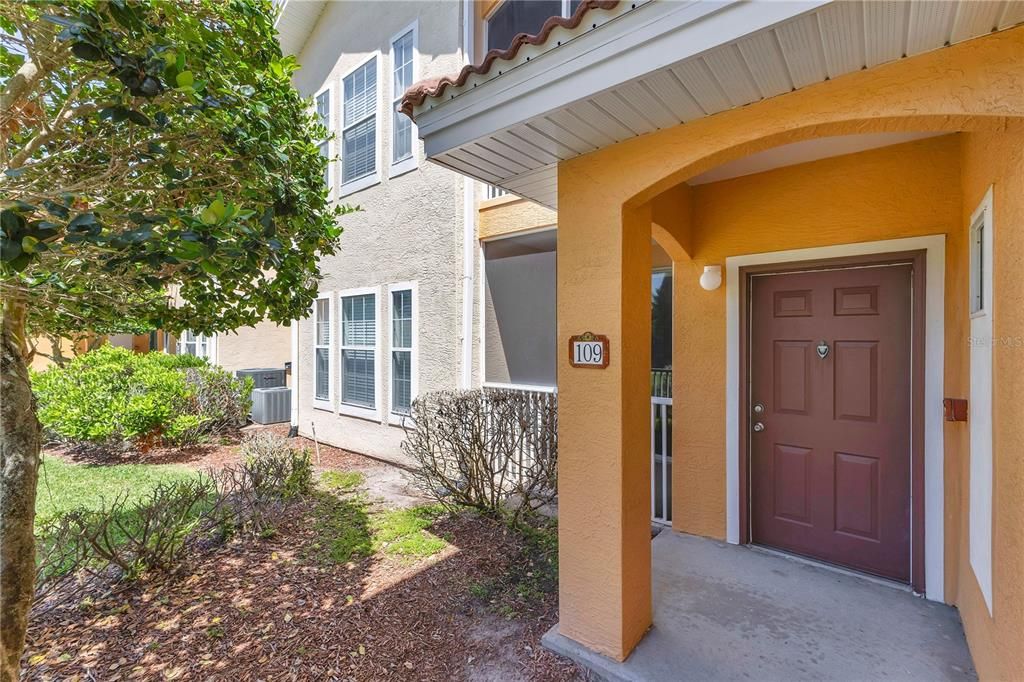 Active With Contract: $259,900 (3 beds, 2 baths, 1344 Square Feet)