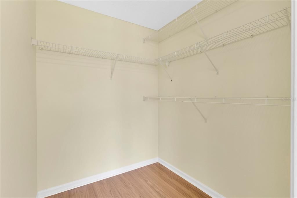 Active With Contract: $259,900 (3 beds, 2 baths, 1344 Square Feet)