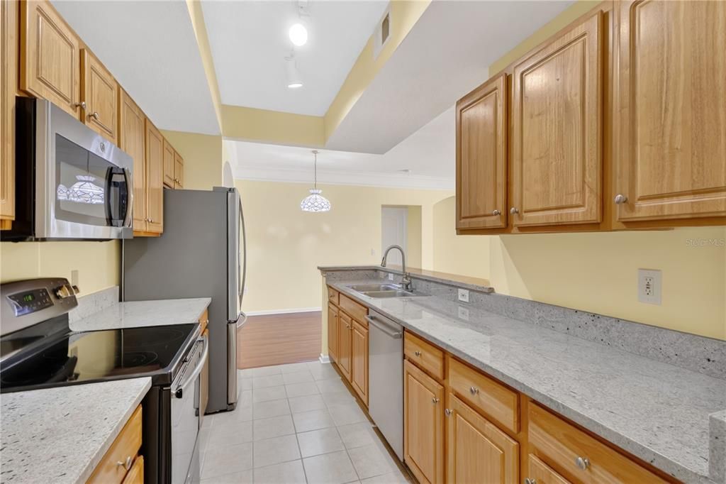 Active With Contract: $259,900 (3 beds, 2 baths, 1344 Square Feet)