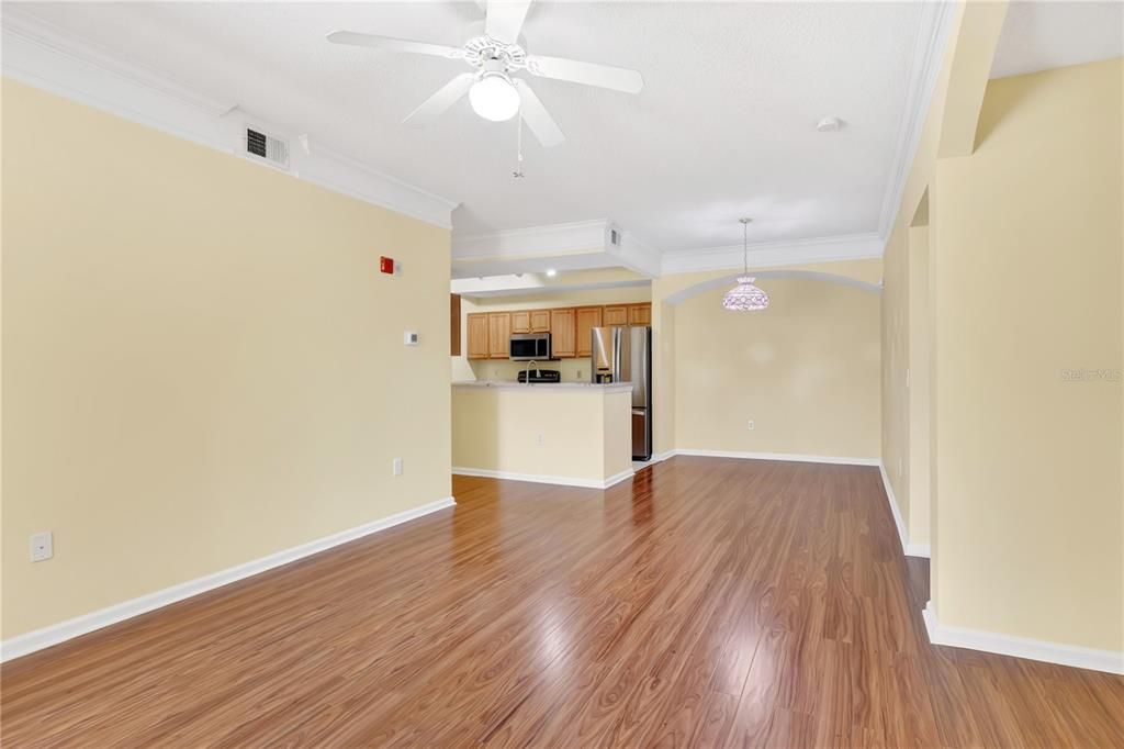 Active With Contract: $259,900 (3 beds, 2 baths, 1344 Square Feet)