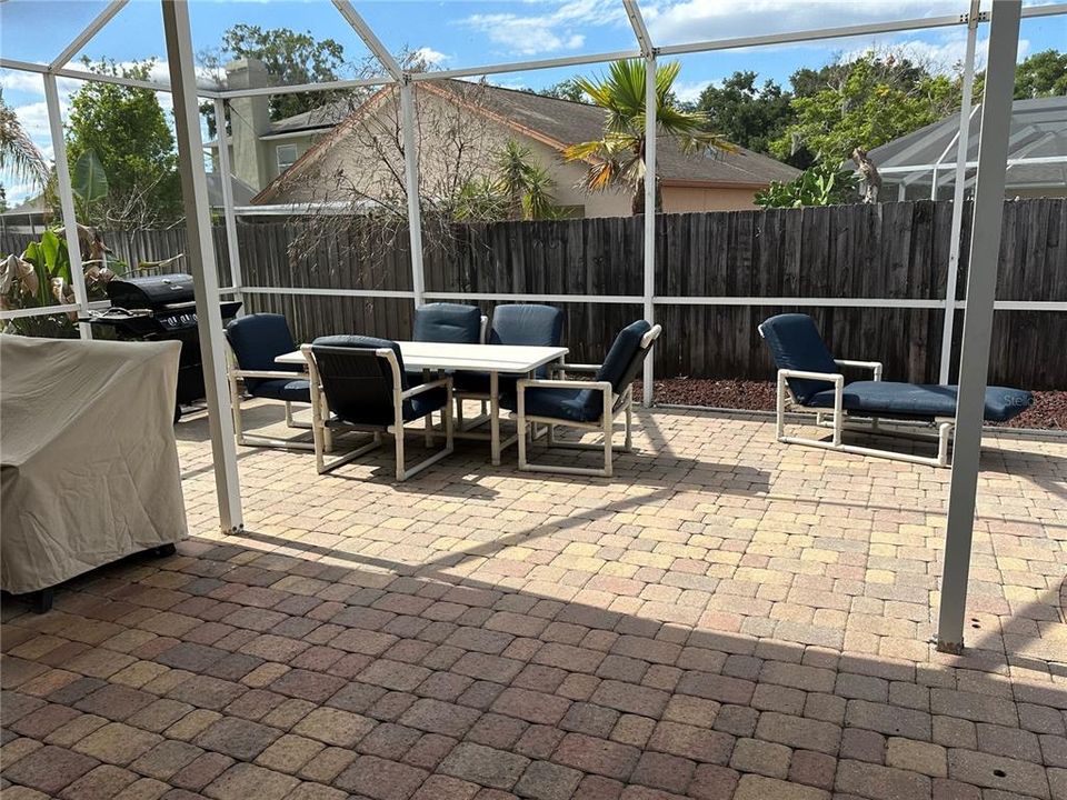 En Venta: $399,900 (3 camas, 2 baños, 2242 Pies cuadrados)
