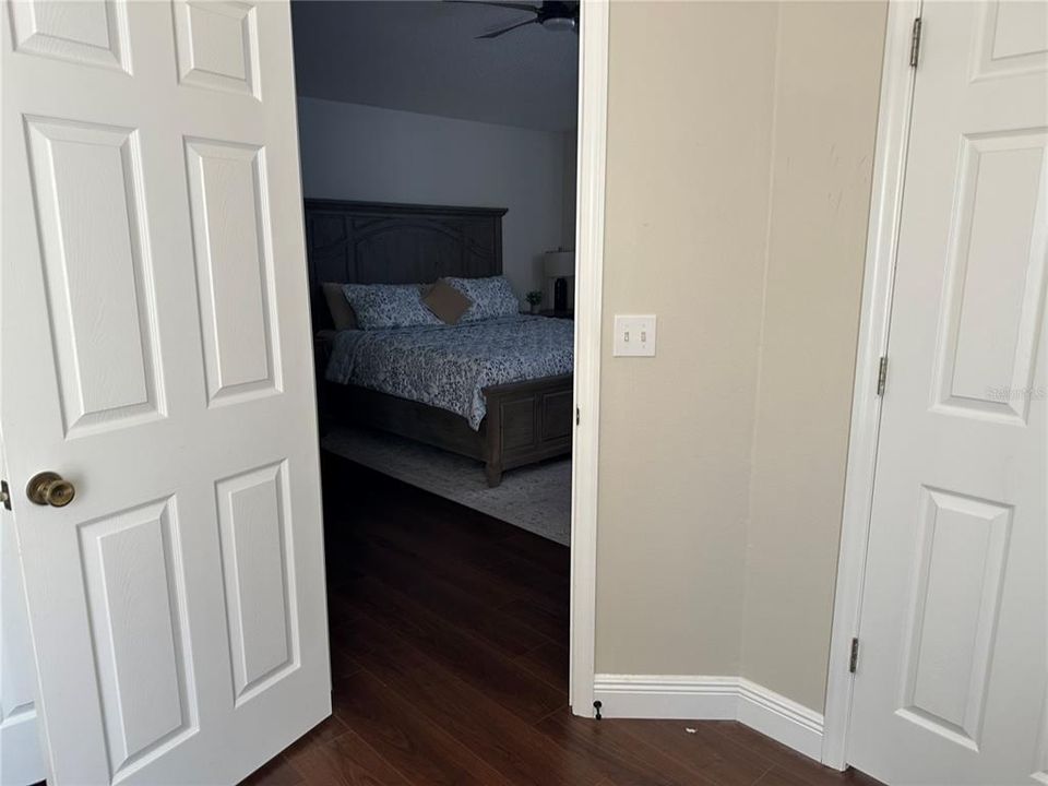 En Venta: $399,900 (3 camas, 2 baños, 2242 Pies cuadrados)