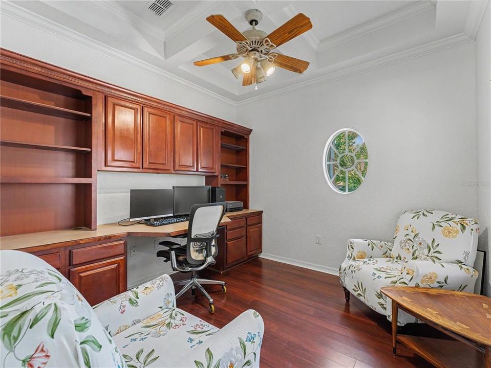Activo con contrato: $482,000 (3 camas, 2 baños, 2448 Pies cuadrados)