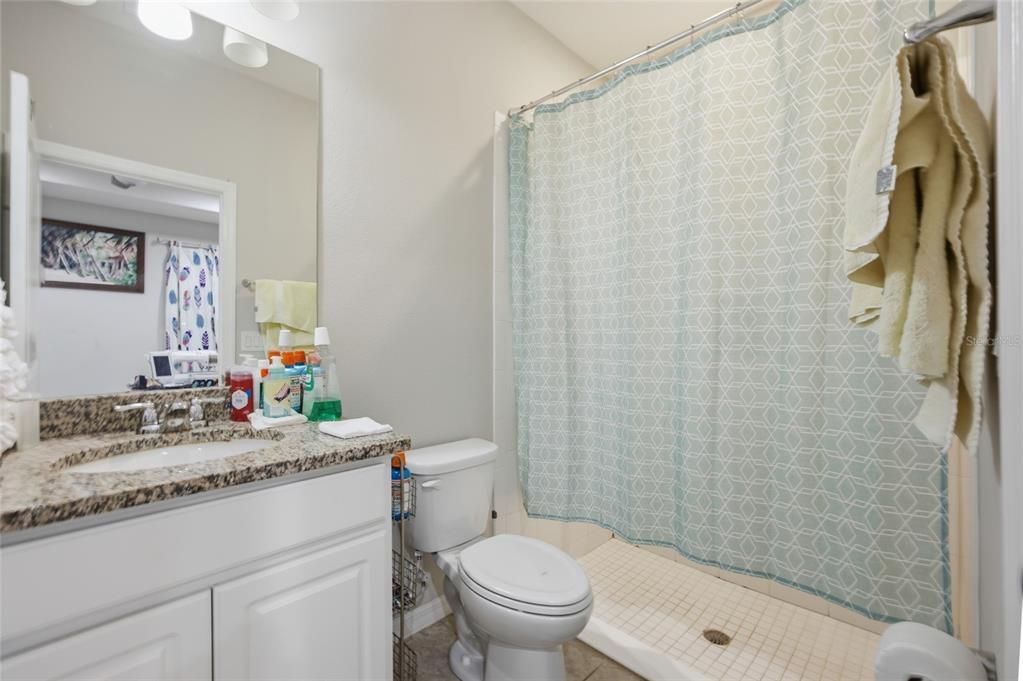 En Venta: $409,900 (4 camas, 3 baños, 2837 Pies cuadrados)