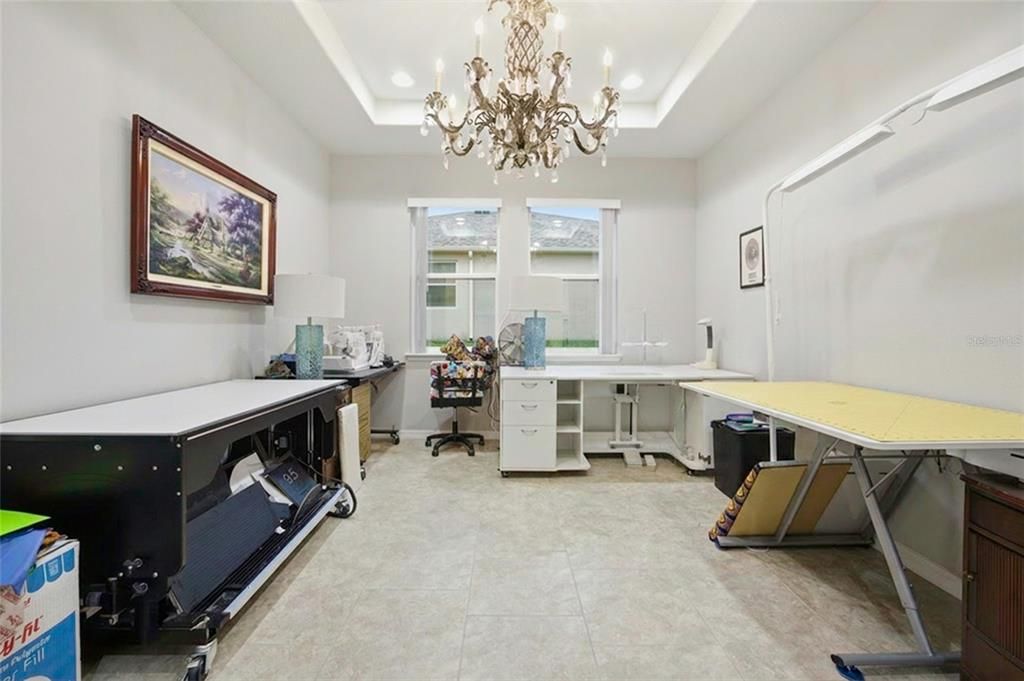 En Venta: $409,900 (4 camas, 3 baños, 2837 Pies cuadrados)