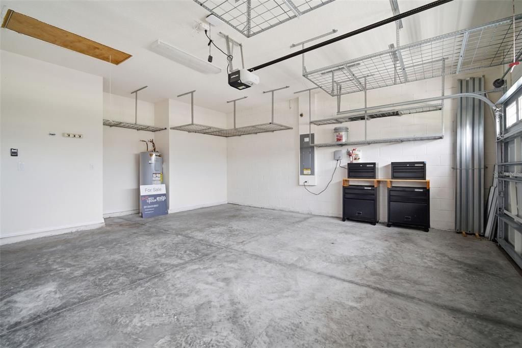 For Sale: $449,000 (4 beds, 2 baths, 2046 Square Feet)