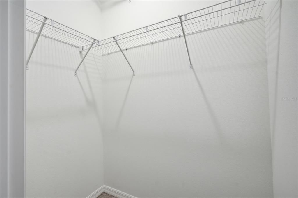 For Sale: $449,000 (4 beds, 2 baths, 2046 Square Feet)