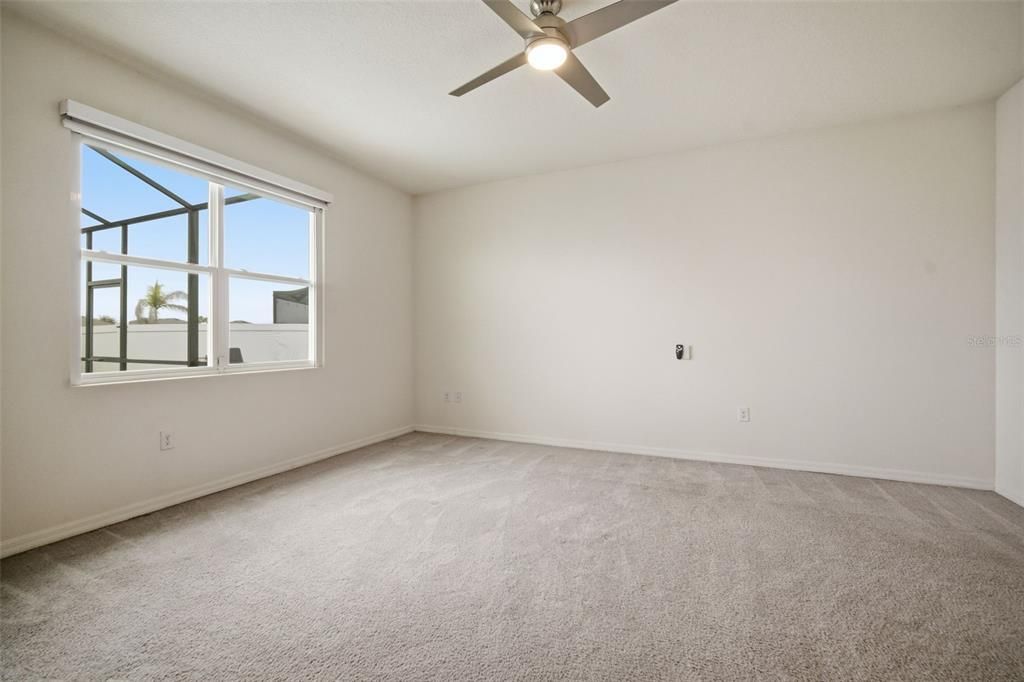 For Sale: $449,000 (4 beds, 2 baths, 2046 Square Feet)