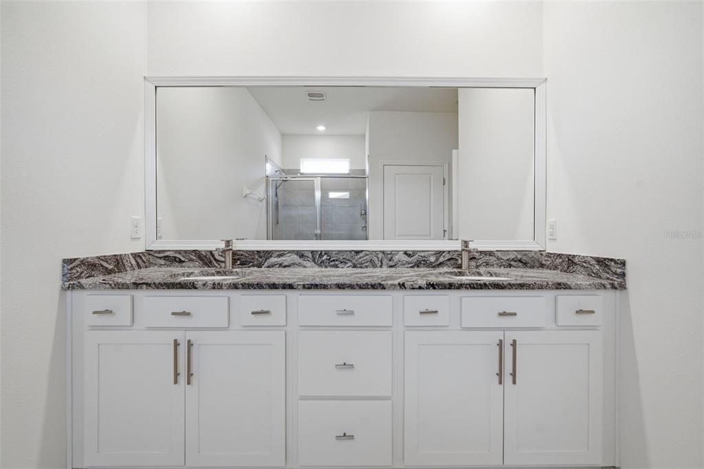 For Sale: $449,000 (4 beds, 2 baths, 2046 Square Feet)