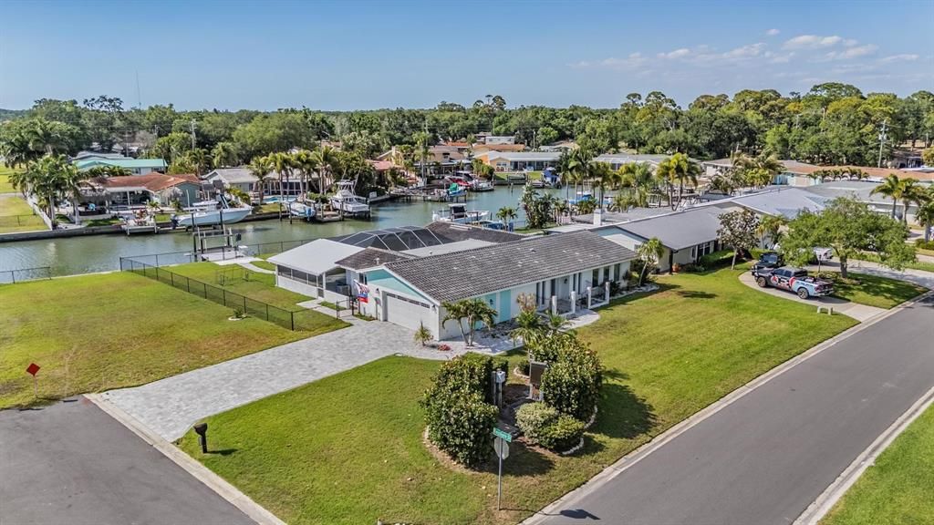На продажу: $1,295,000 (3 спален, 2 ванн, 2236 Квадратных фут)