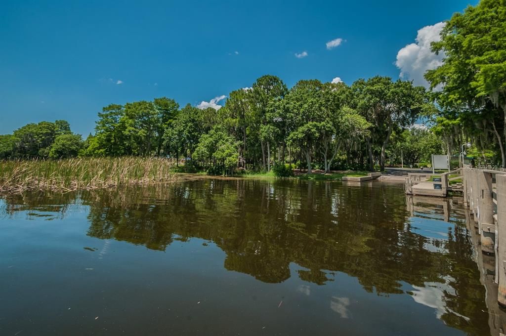 Activo con contrato: $684,900 (4 camas, 3 baños, 2347 Pies cuadrados)
