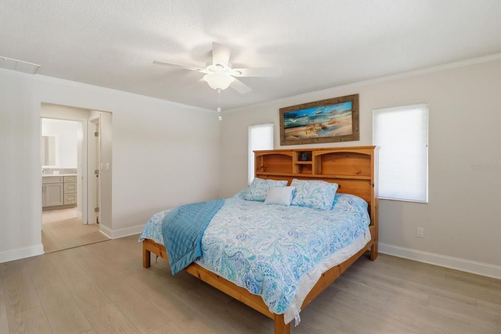 For Sale: $609,000 (3 beds, 2 baths, 2619 Square Feet)