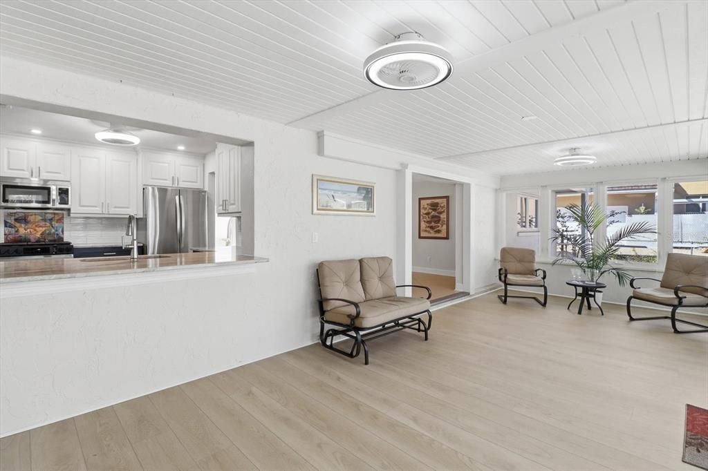 For Sale: $609,000 (3 beds, 2 baths, 2619 Square Feet)