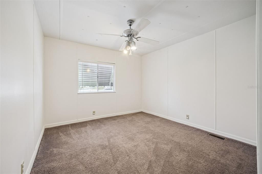 For Sale: $202,000 (3 beds, 2 baths, 1456 Square Feet)