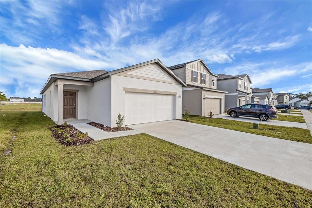 For Sale: $308,900 (3 beds, 2 baths, 1365 Square Feet)