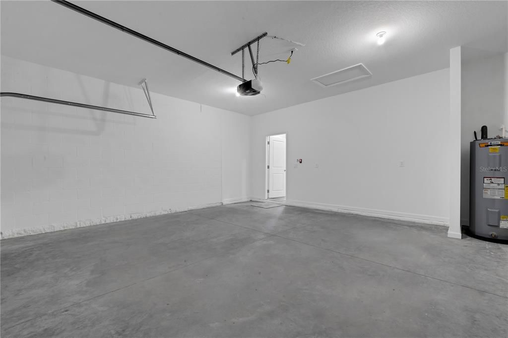 For Sale: $308,900 (3 beds, 2 baths, 1365 Square Feet)