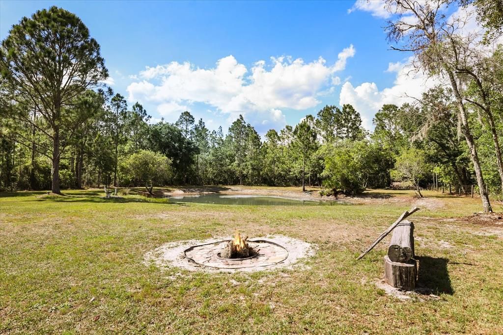 En Venta: $799,999 (5 camas, 2 baños, 2498 Pies cuadrados)