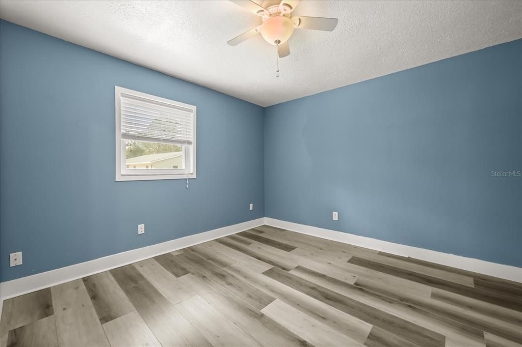 En Venta: $799,999 (5 camas, 2 baños, 2498 Pies cuadrados)