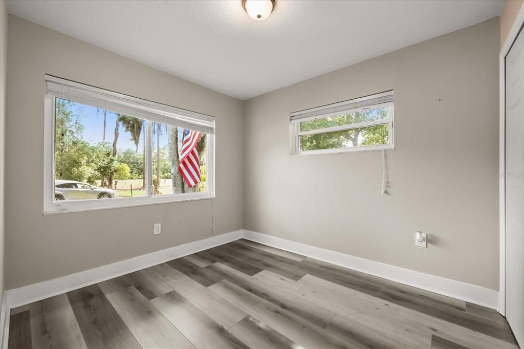 En Venta: $799,999 (5 camas, 2 baños, 2498 Pies cuadrados)