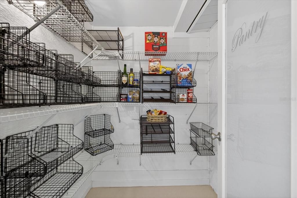 На продажу: $625,000 (2 спален, 2 ванн, 1104 Квадратных фут)