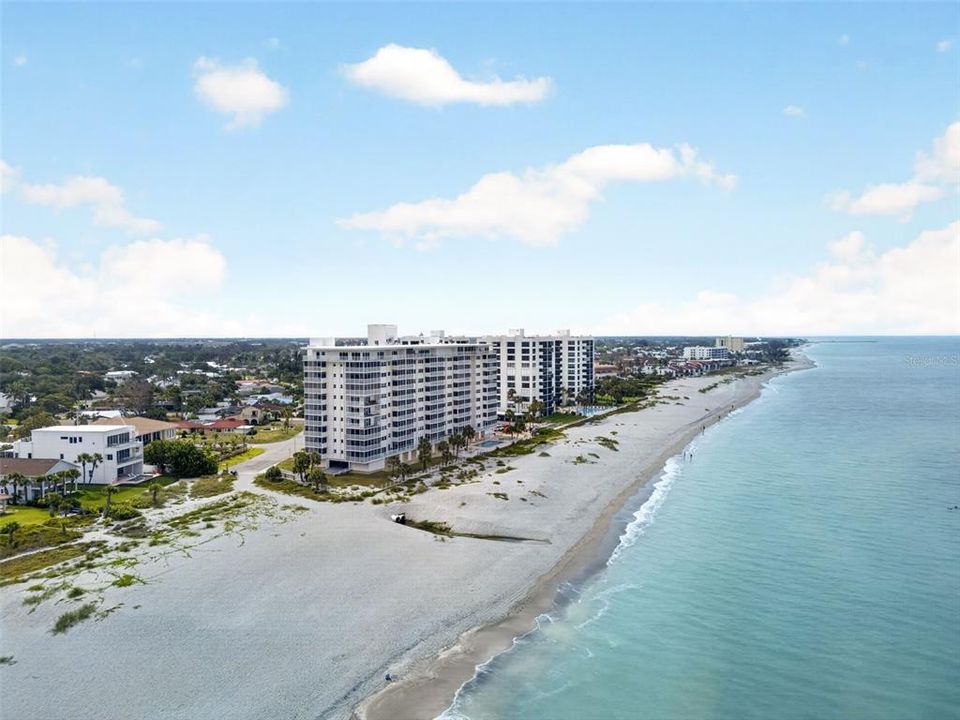 En Venta: $599,000 (2 camas, 2 baños, 912 Pies cuadrados)