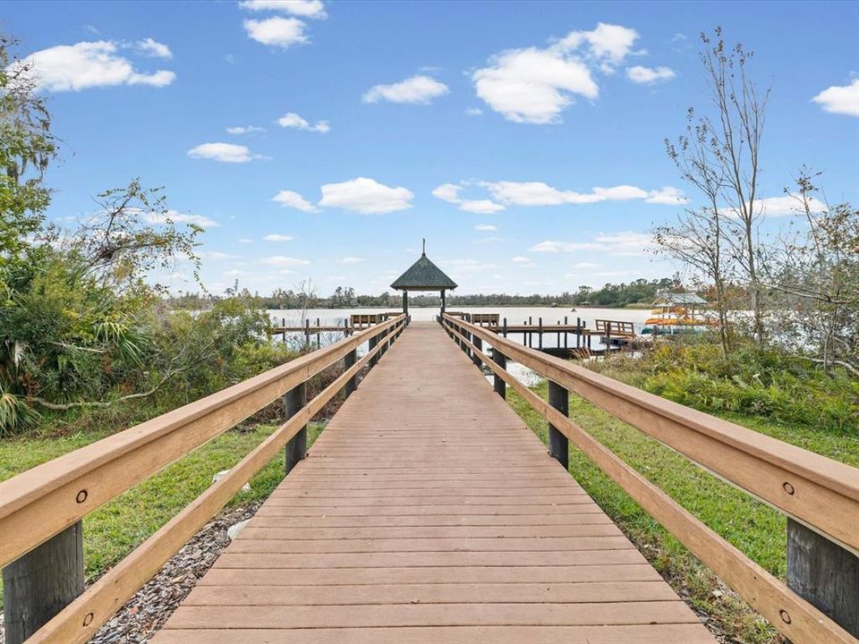 На продажу: $450,000 (4 спален, 2 ванн, 1803 Квадратных фут)