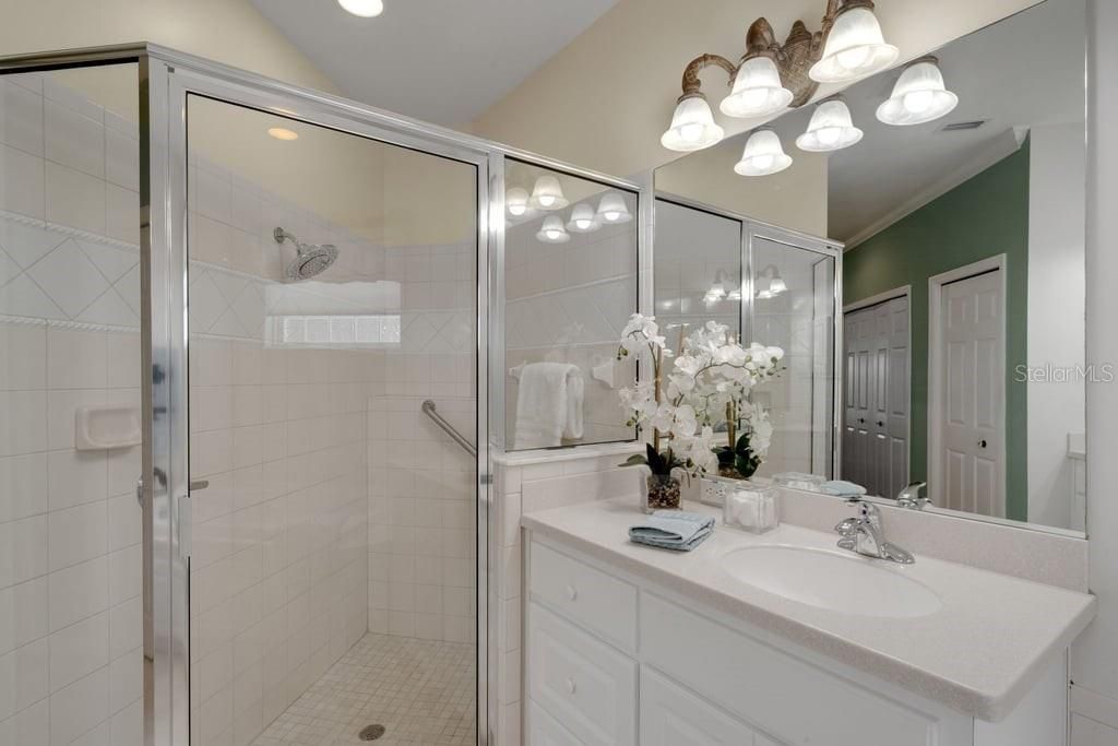For Sale: $399,990 (3 beds, 2 baths, 1759 Square Feet)