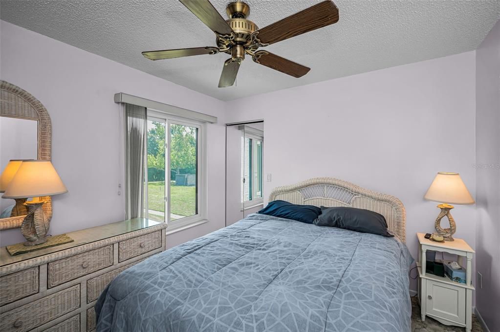 For Sale: $169,900 (2 beds, 1 baths, 904 Square Feet)