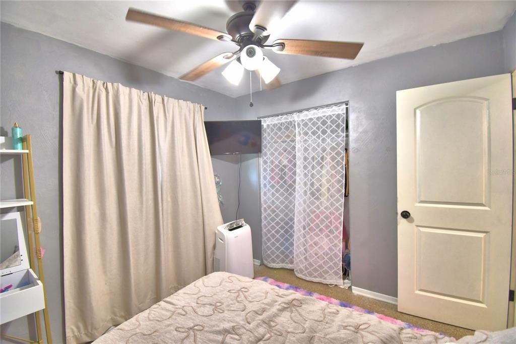 Activo con contrato: $219,500 (3 camas, 1 baños, 1220 Pies cuadrados)