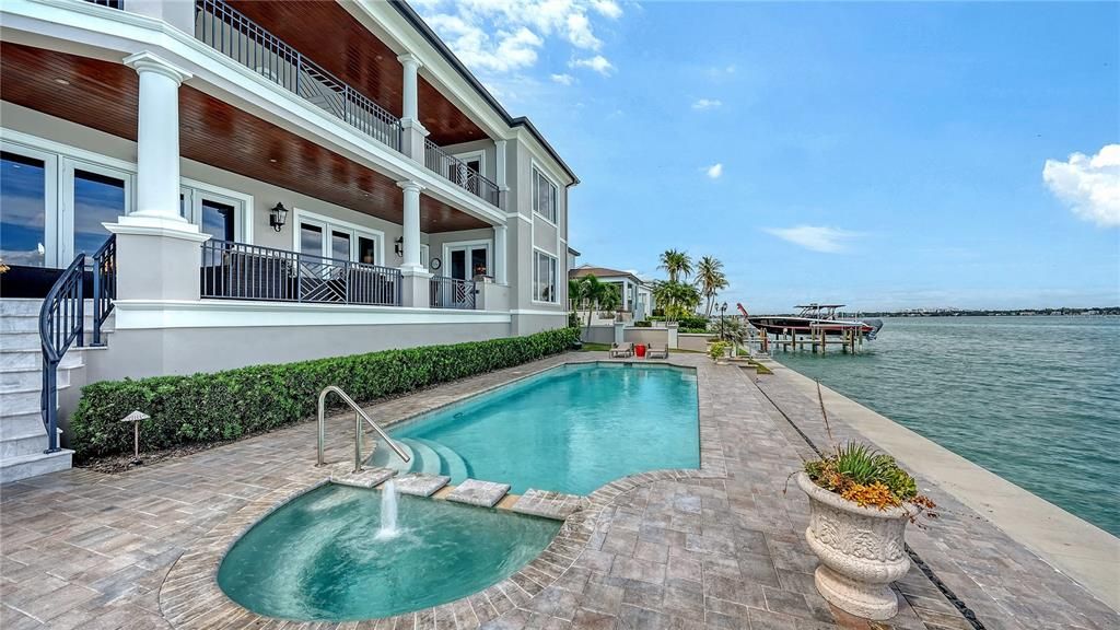 For Sale: $10,995,000 (5 beds, 5 baths, 6570 Square Feet)