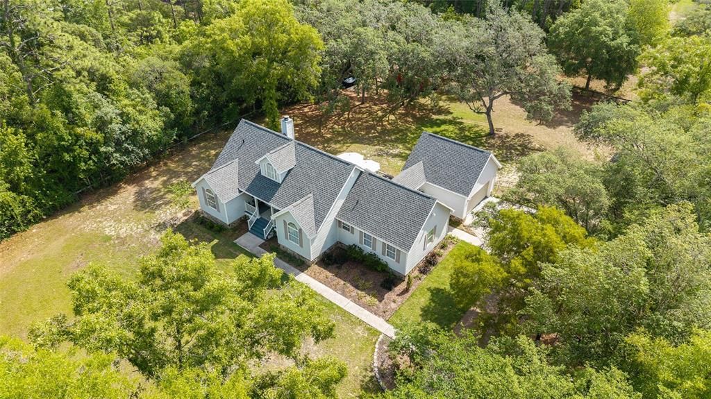 Activo con contrato: $449,000 (3 camas, 2 baños, 1669 Pies cuadrados)