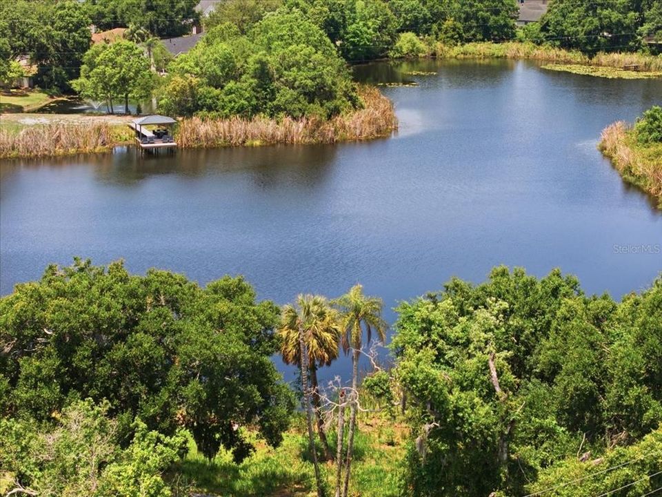 En Venta: $1,100,000 (8.26 acres)