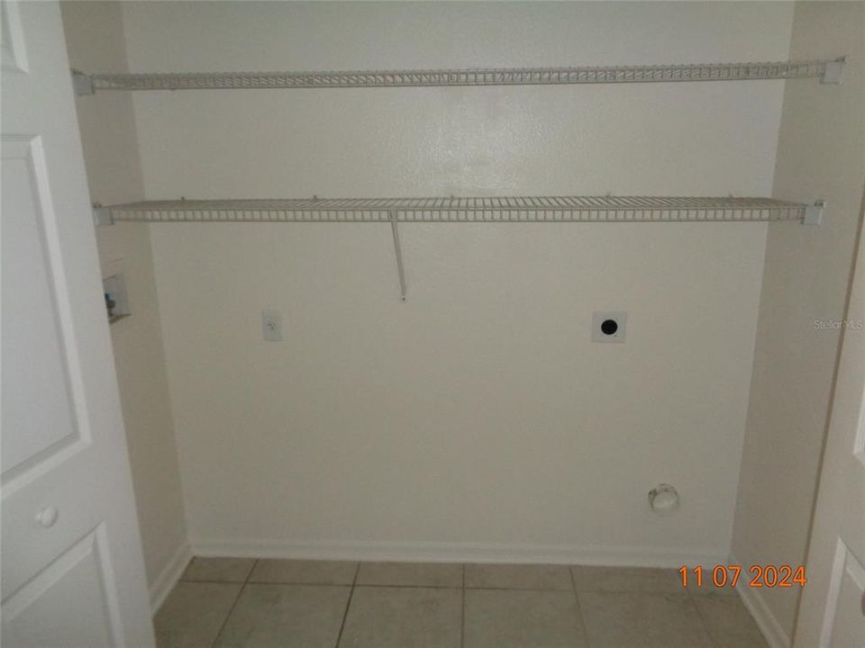 For Rent: $2,495 (4 beds, 3 baths, 2746 Square Feet)