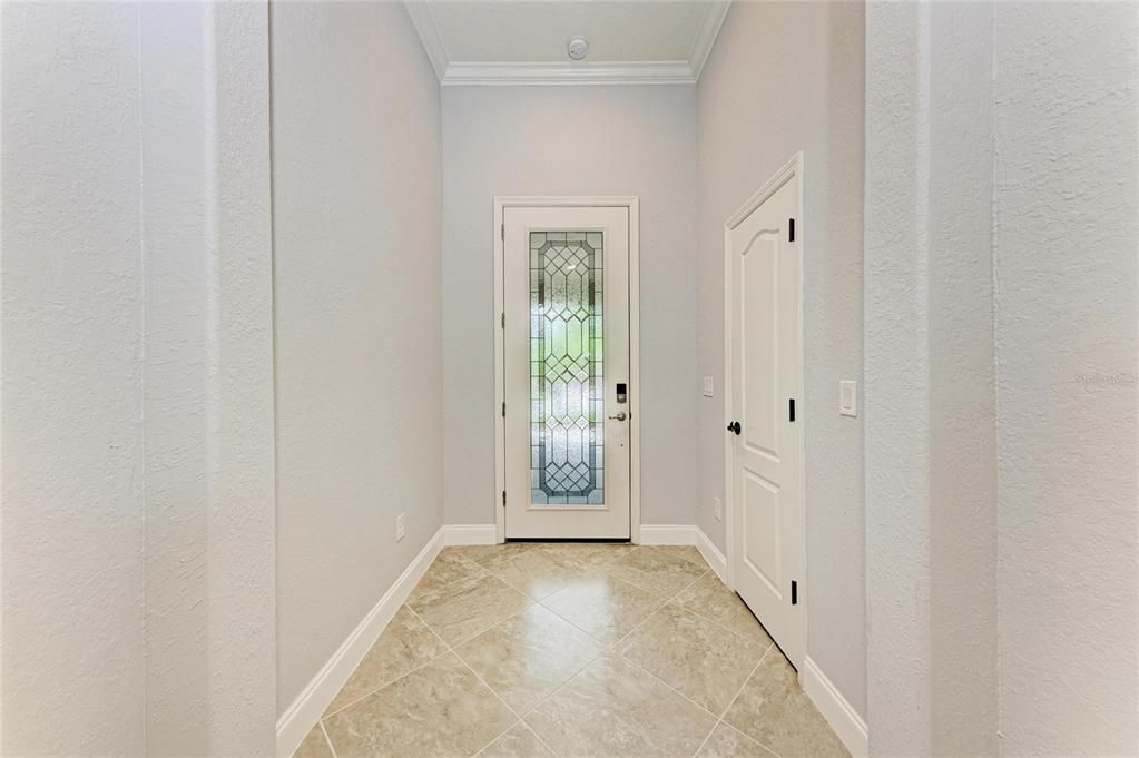 For Sale: $464,900 (3 beds, 3 baths, 1836 Square Feet)